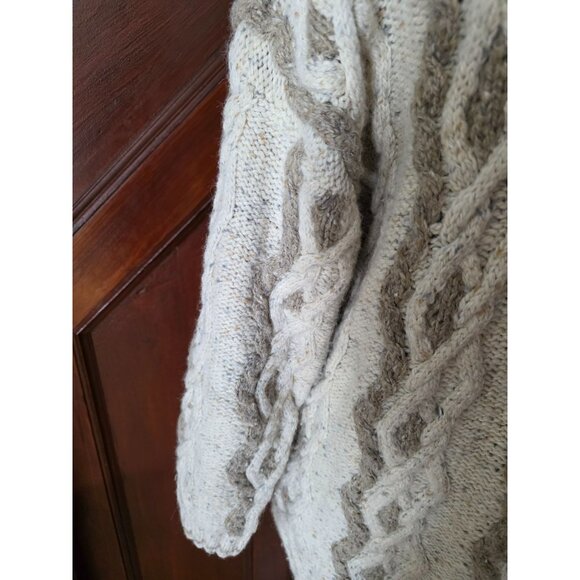 Vintage Moda International Cable Knit Wool Sweater - Picture 3 of 8
